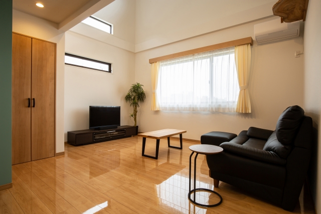マンションのリビングルーム